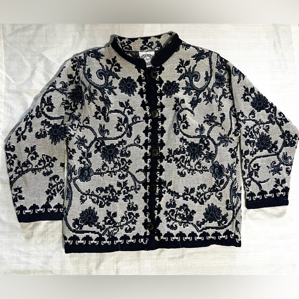 Sugar Street Weavers Rare Vintage Navy Blue and Cream Floral Button Cardigan
